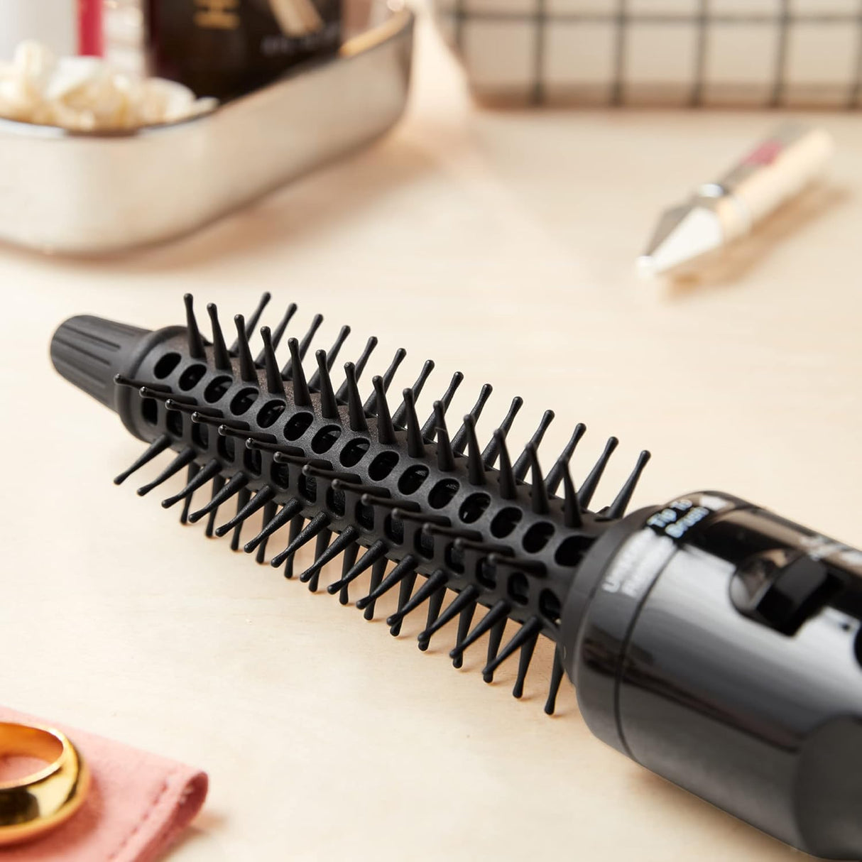 Hot Tools Pro Artist Hot Air Styling Brush, Curl, Style, Touch Ups, Black, 3/4