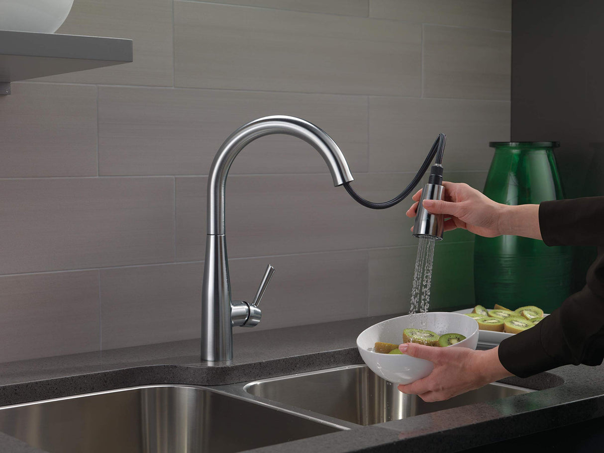Delta Essa Brushed Nickel Kitchen Faucet with Pull Down Sprayer, Modern Single Hole Kitchen Sink Faucet, Single Handle, Arctic Stainless 9113-AR-DST