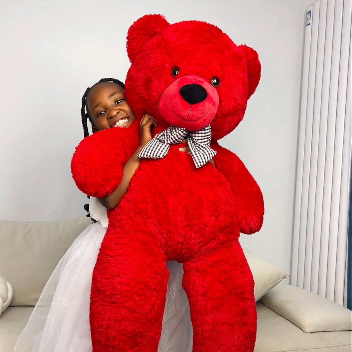 MaoGoLan Giant Teddy Bear Stuffed Animal 47inches,Red Classic Big Teddy Bear Plush Toy,Adorable and Fluffy Teddy Bear Gift for Christmas,Valentines Day,Baby Shower,Birthday,or Long Distance