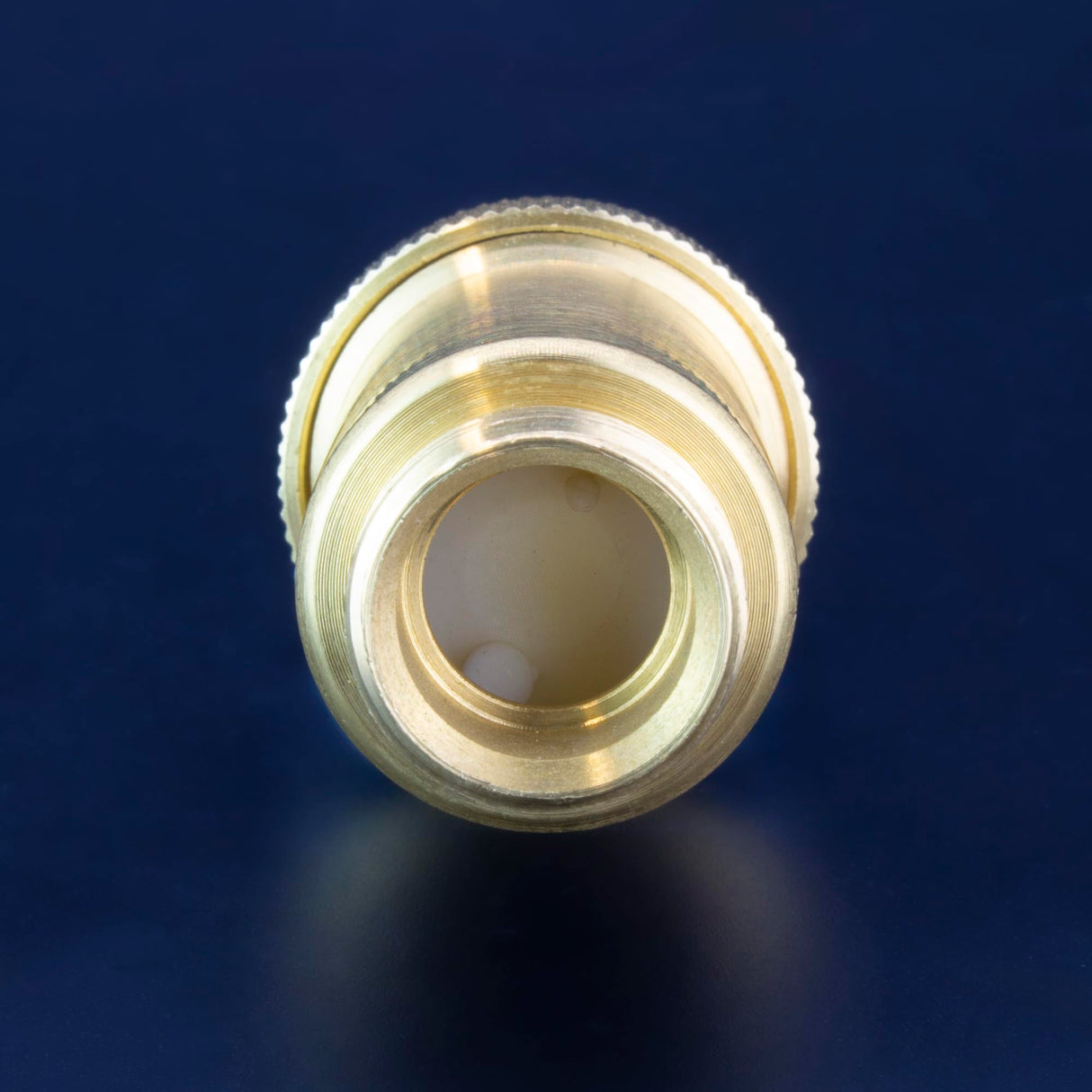 Kudos-Trading - 15mm Automatic Air Vent Valve Easy Install Reliable Air Purging Anti Leak Design Ideal for Home Central Heating Systems & Radiators Durable Brass Construction Energy Saving