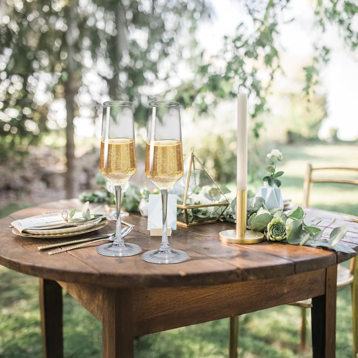 PARACITY Champagne Glasses Set of 2: Clear Glass Champagne Flutes, 8.5 oz