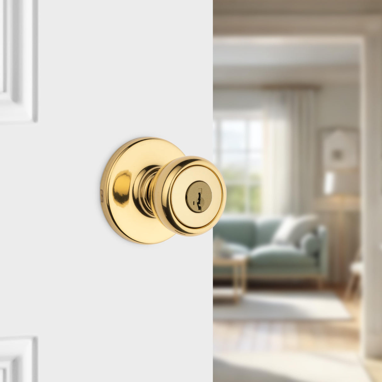 Kwikset Tylo Entry Door Knob with Lock and Key, Secure Keyed Handle Exterior, Front Entrance and Bedroom, Polished Brass, Pick Resistant SmartKey Rekey Security