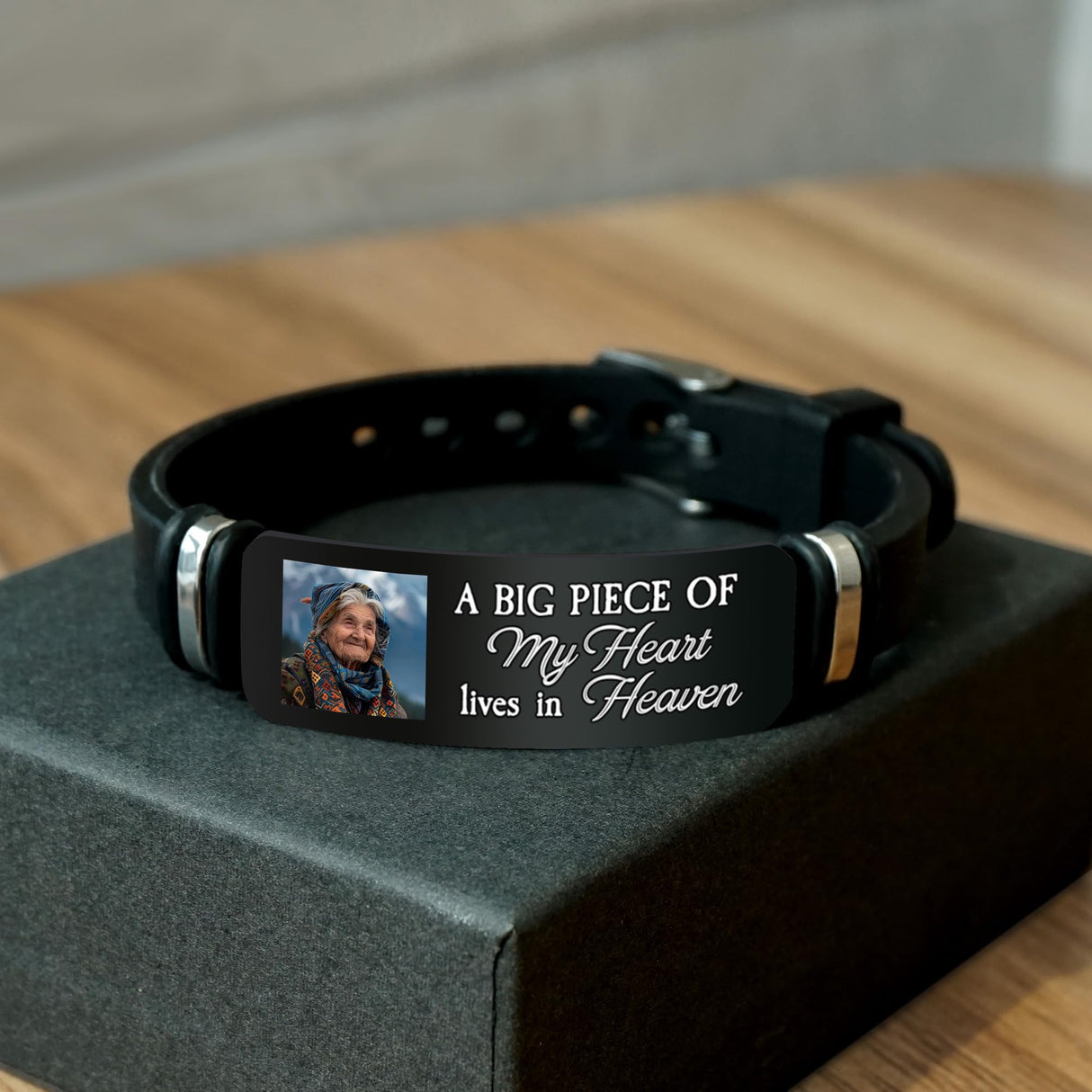 UDonCoo Custom Photo Bracelet with Name – Personalized Silicone Bracelet for Family, Friends, Memorial or Birthday Gift (Black)