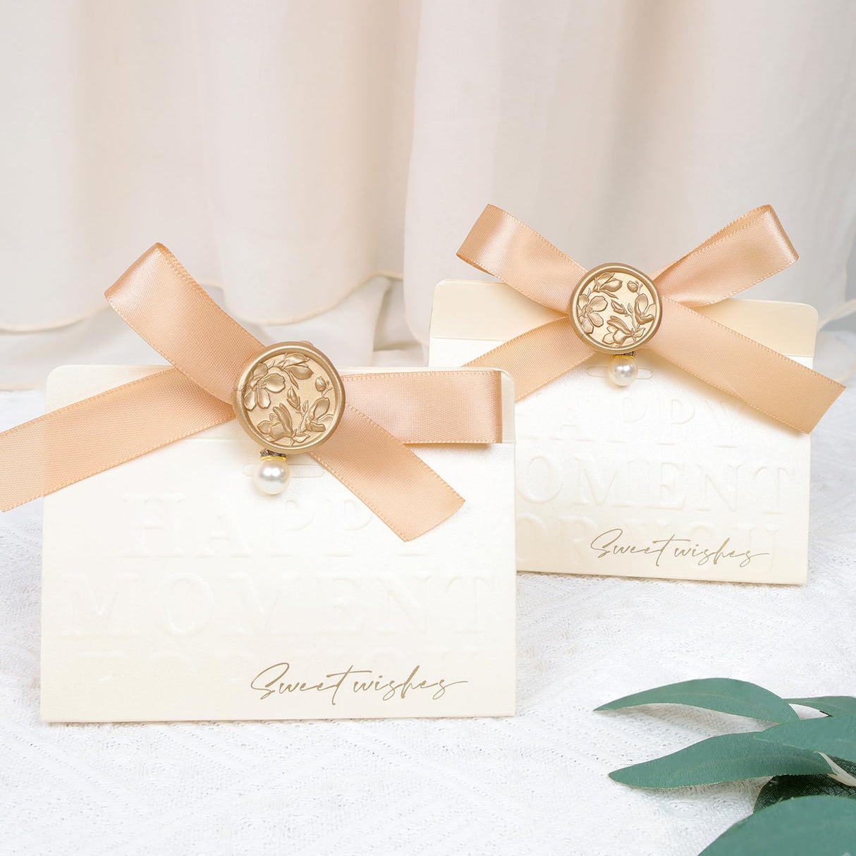 UNIQOOO Wax Seal Stickers - 3D Magnolia Wedding Invitation Envelope Botanical Seal Stickers, 100 Pcs Self-Adhesive Light Gold Stickers, Perfect for Invitations, Christmas, Gift Wrapping, Parties