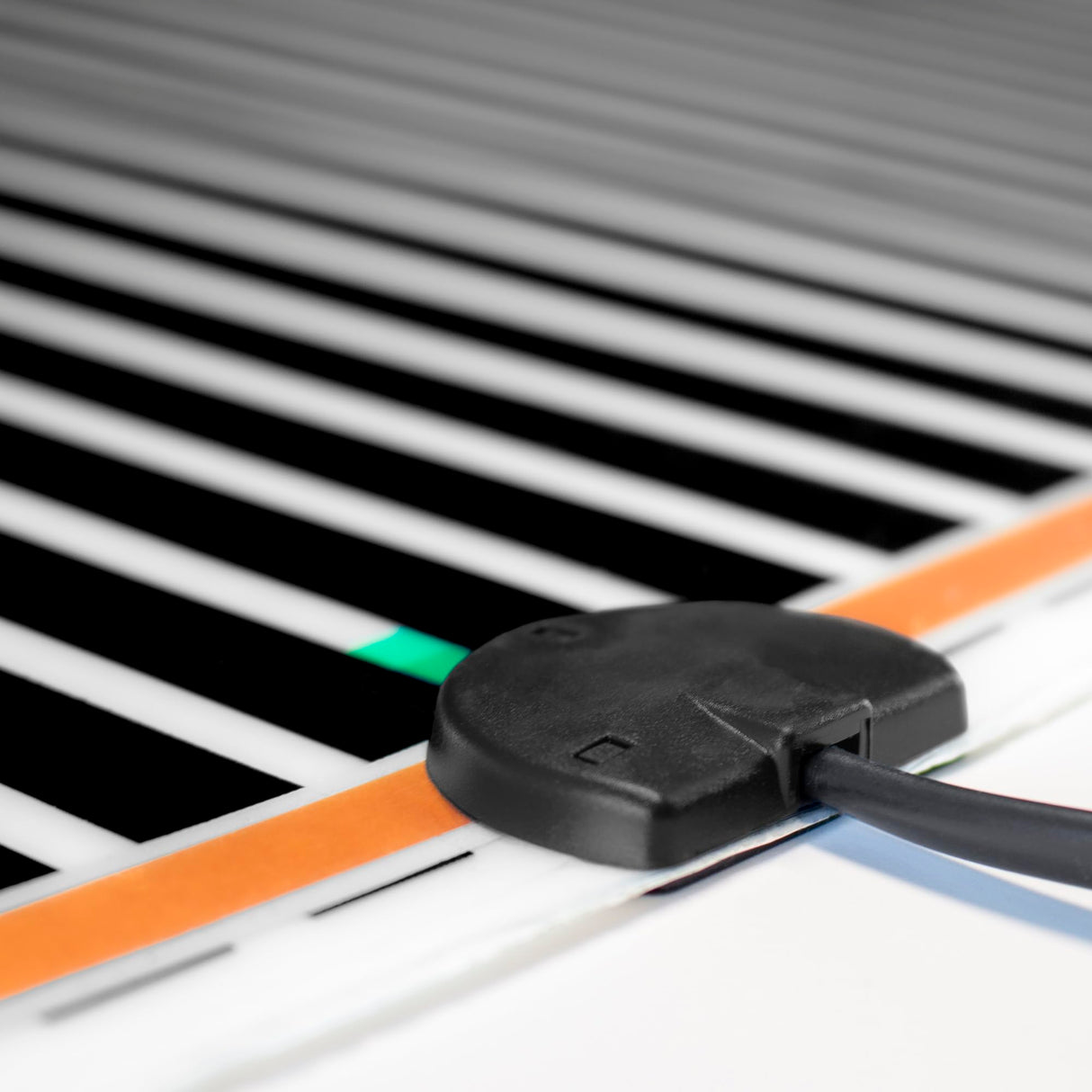 Kudos-Trading Mirror Heater Demister Pad Heated Mist Free Bathroom Makeup Shaving Demista IP44 Rating Mirror Defogger Anti-Fog Easy to Clean Self-Adhesive No More Steam. (MH 7010 300 x 250mm).