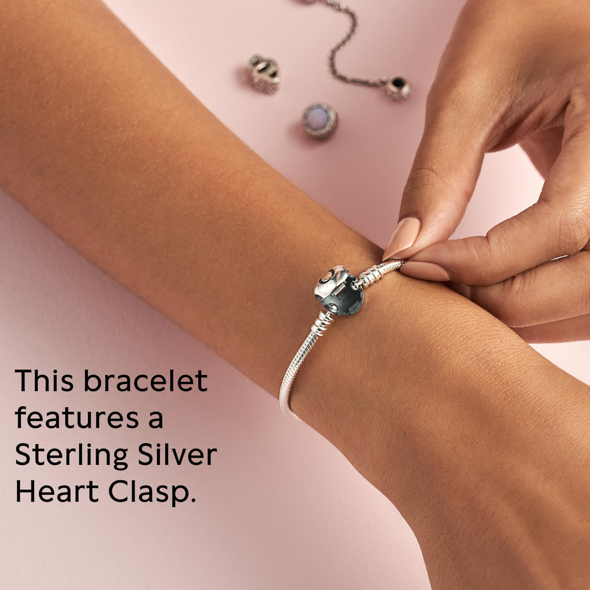 PANDORA Heart Clasp Snake Chain Bracelet - Heart Clasp - Romantic Jewelry for Her with Gift Box - Compatible Moments Charms - Sterling Silver - 9"