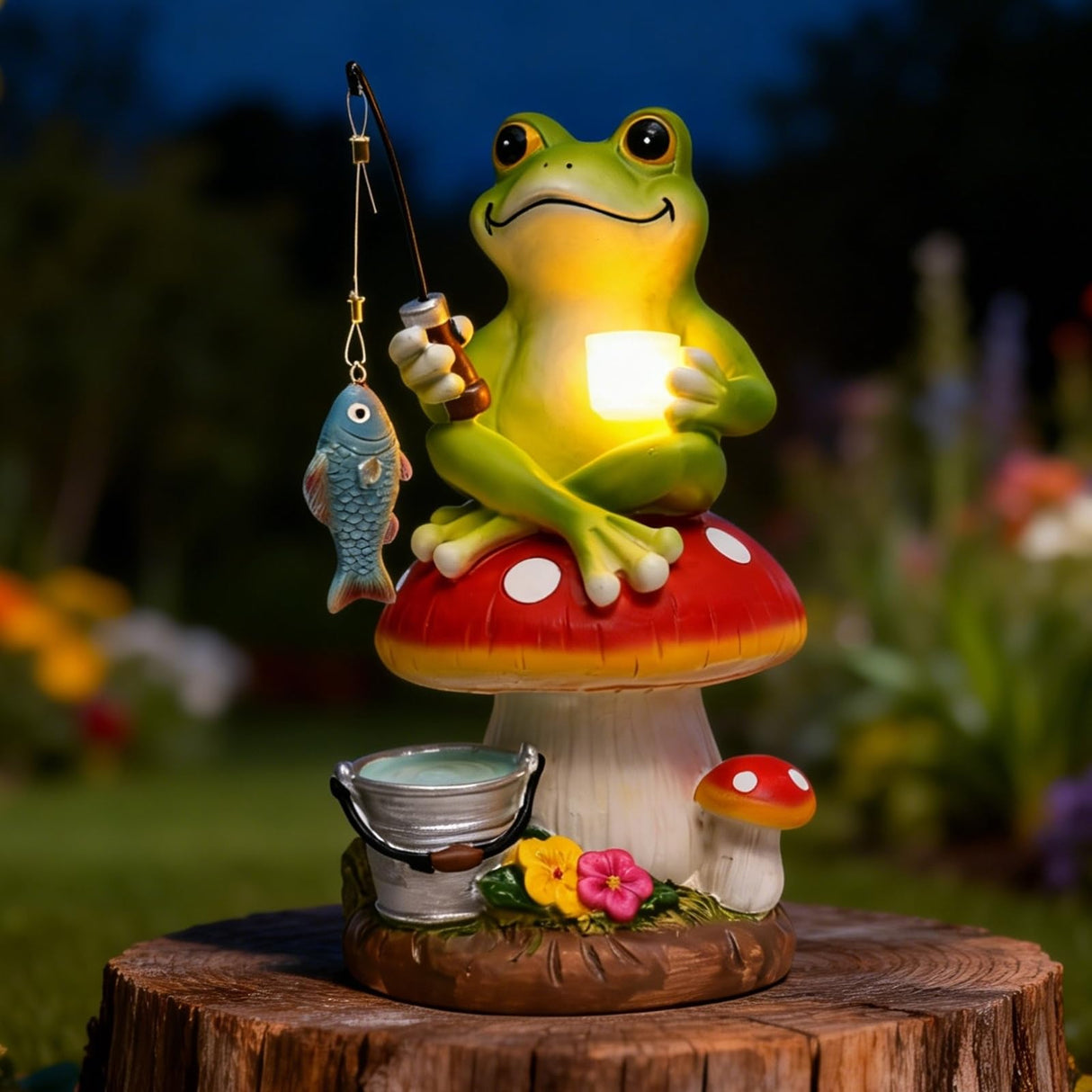 Elegondrar Solar Frog Garden Statue Outdoor Decor – Funny Fishing Frog Sitting on Mushroom, Gardening Gifts for Women, Mom, Grandma, Birthday, Housewarming, Christmas, Resin, 8.27" H