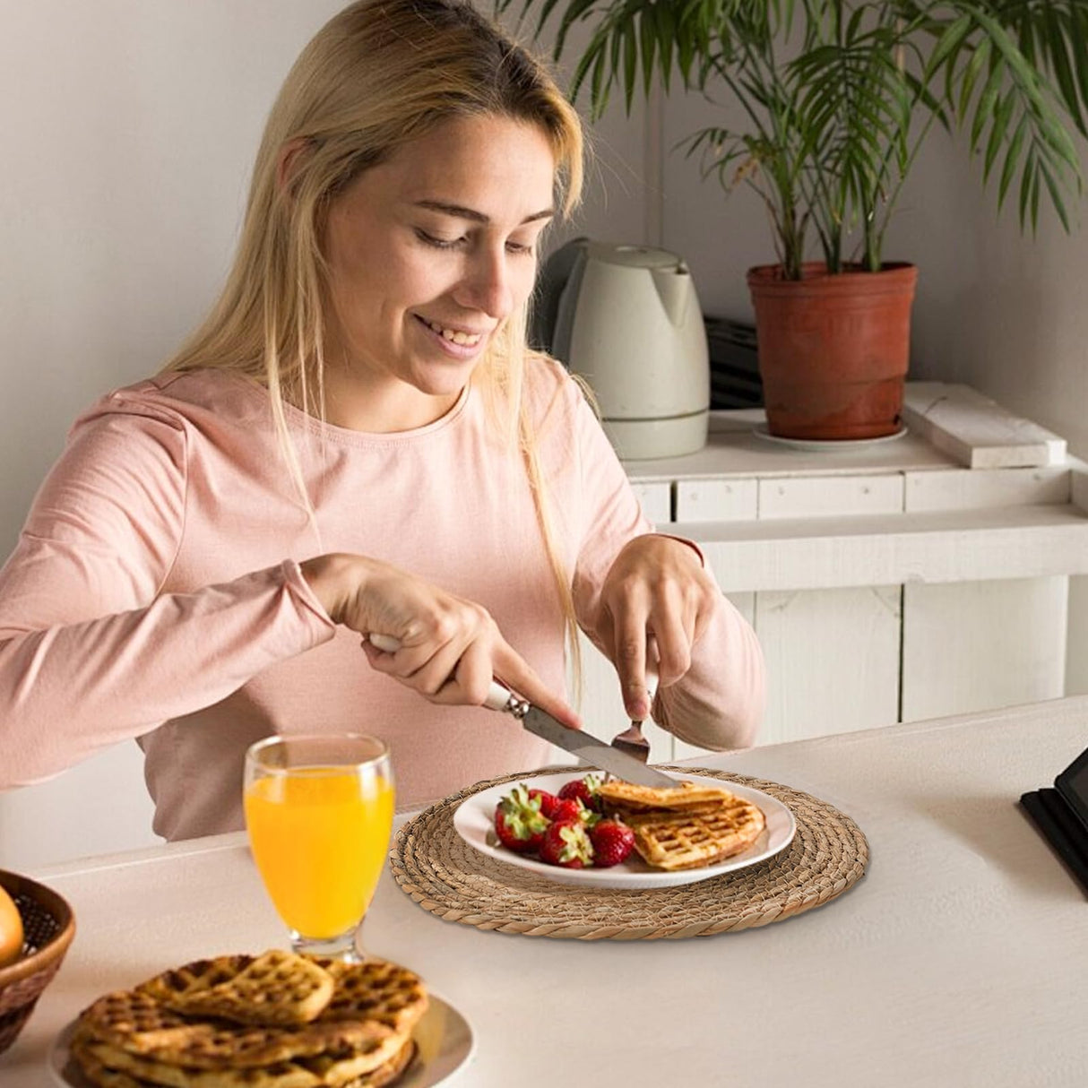 13.5'' Round Woven Placemats Set of 12, Boho Rattan Chargers for Dinner Plates, Rustic Wicker Place Mats, Straw Braided Table Placemats, for Dining Table, Thanksgiving, Fall, Farmhouse, and Christmas