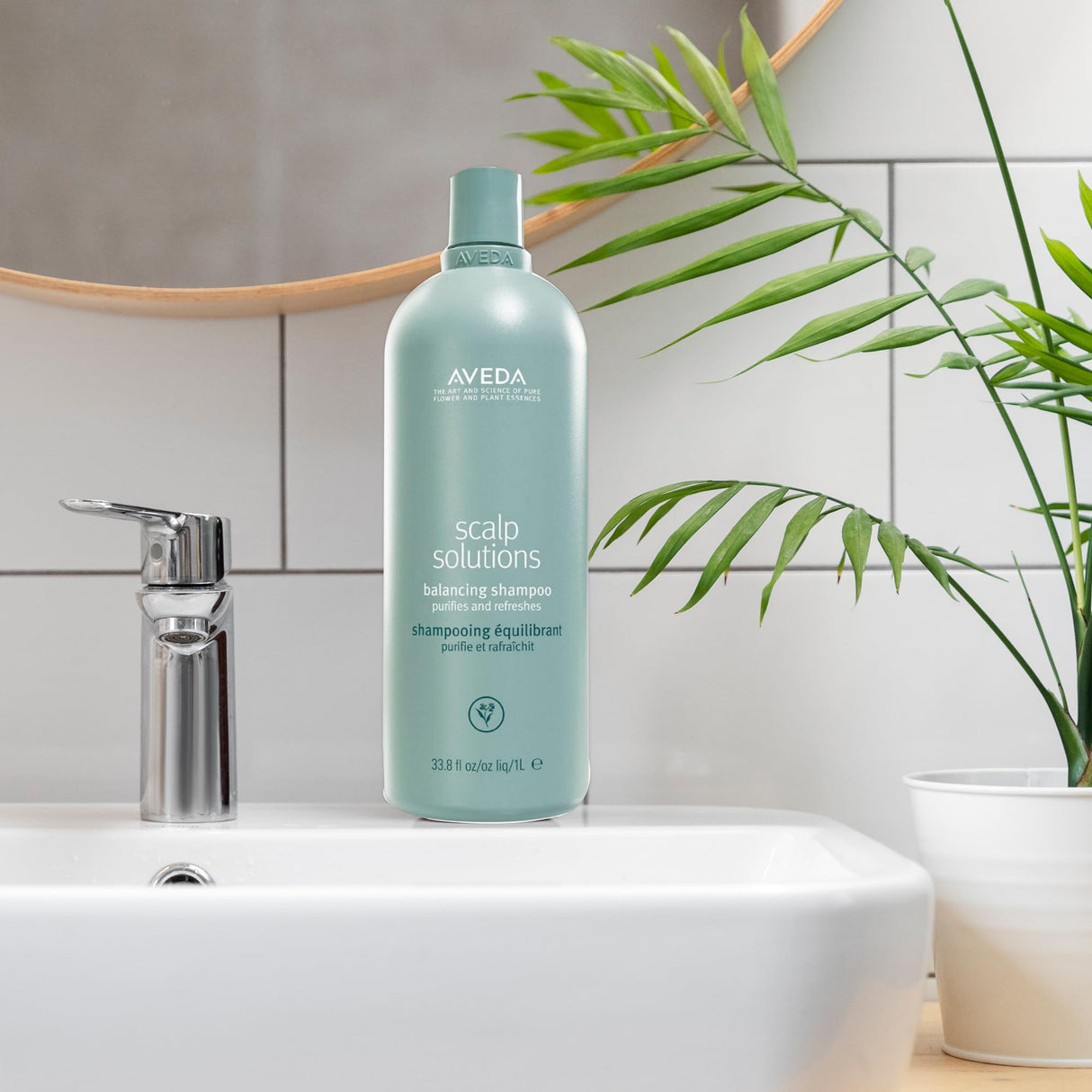 Aveda Scalp Solutions Balancing Shampoo 33.8 Fl Oz/1L