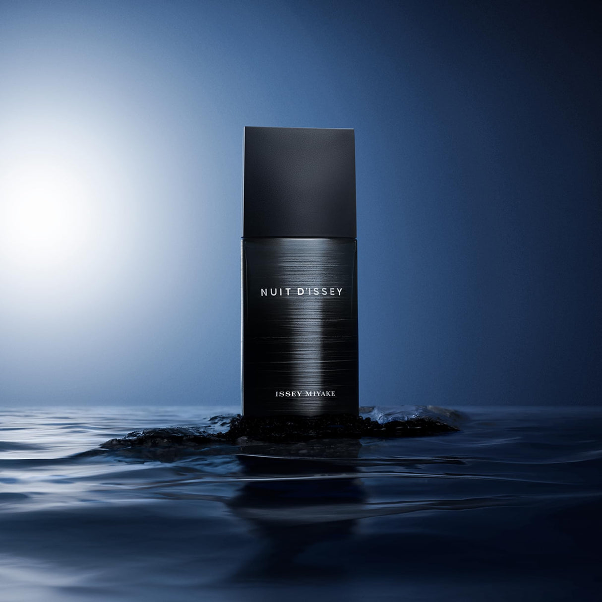 Issey Miyake Nuit d'Issey Eau de Toilette - Fragrance for Men - Leathery, Woody, Fresh - With Notes of Bergamot, Black Pepper, Patchouli & Dark Woods Accord - 2.5 oz