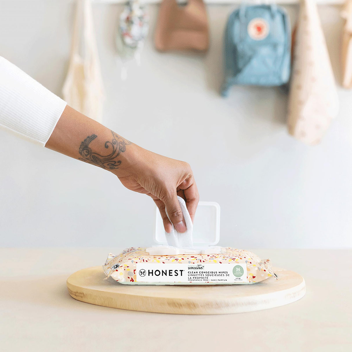 The Honest Company Clean Conscious Multi-Use Wipes | Hypoallergenic + Unscented for Sensitive Skin | Over 99% Water, Compostable, Plant Based, Baby Wipes | Rose Blossom, 288 Count