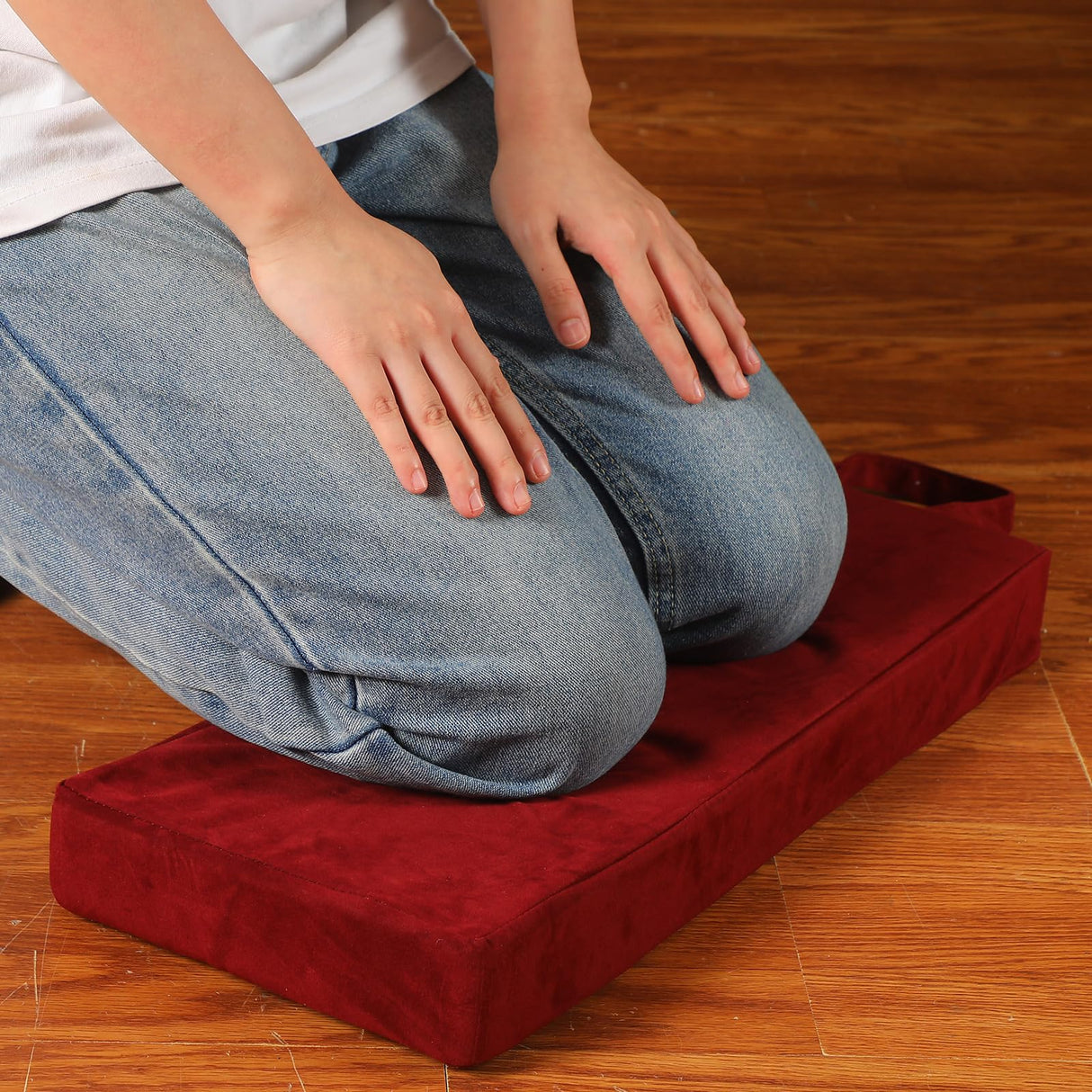 Colingmill Personal Prayer Kneeler Pad 18 3/4 Inch Christian Kneeling Pillow Microfiber and High Density Foam Personal Religious Prayer Kneeler Pad Pillow Bench for Kneeling Christian Gift(Burgundy)