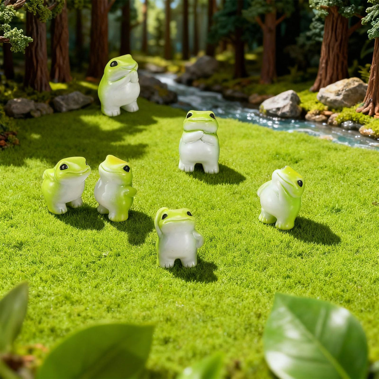 Novabright 30 Pcs Mini Resin Frogs Figurines Small Mini Frogs Figurines to Hide Bulk Miniatures Frog Statue Gift for Home Desktop Miniature Fairy Garden Dollhouse Outdoor Decoration for Summer Party