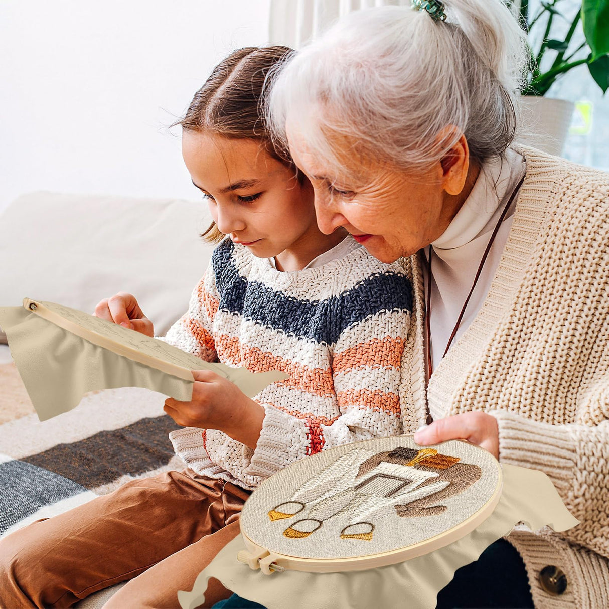 4 Set Nativity Scene Embroidery kit, Christmas Cross Stitch Kits, Beginner Embroidery Kit for Adults, DIY Embroidery Kit for Decor Home Room(Christmas Embroidery C 4 Set)