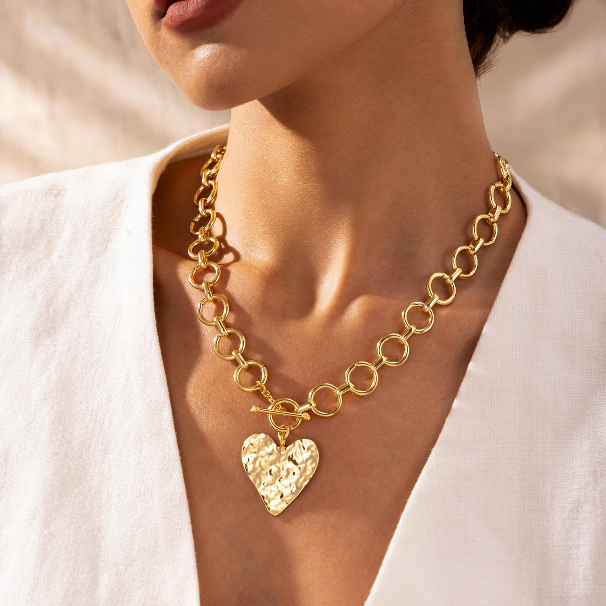 Robaice Chunky Heart Necklace for Women,14K Plated Gold Chain Necklaces
