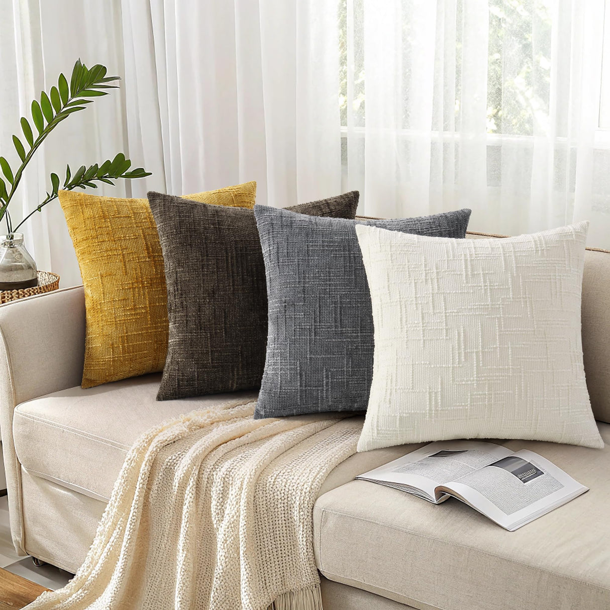 decorUhome Christmas Cream White Chenille Throw Pillow Covers 20x20 Set of 2 Thick Textured Slubby Couch Pillow Covers Farmhouse Accent Modern Neutral Decorative Pillow Cases for Bed Sofa Living Room