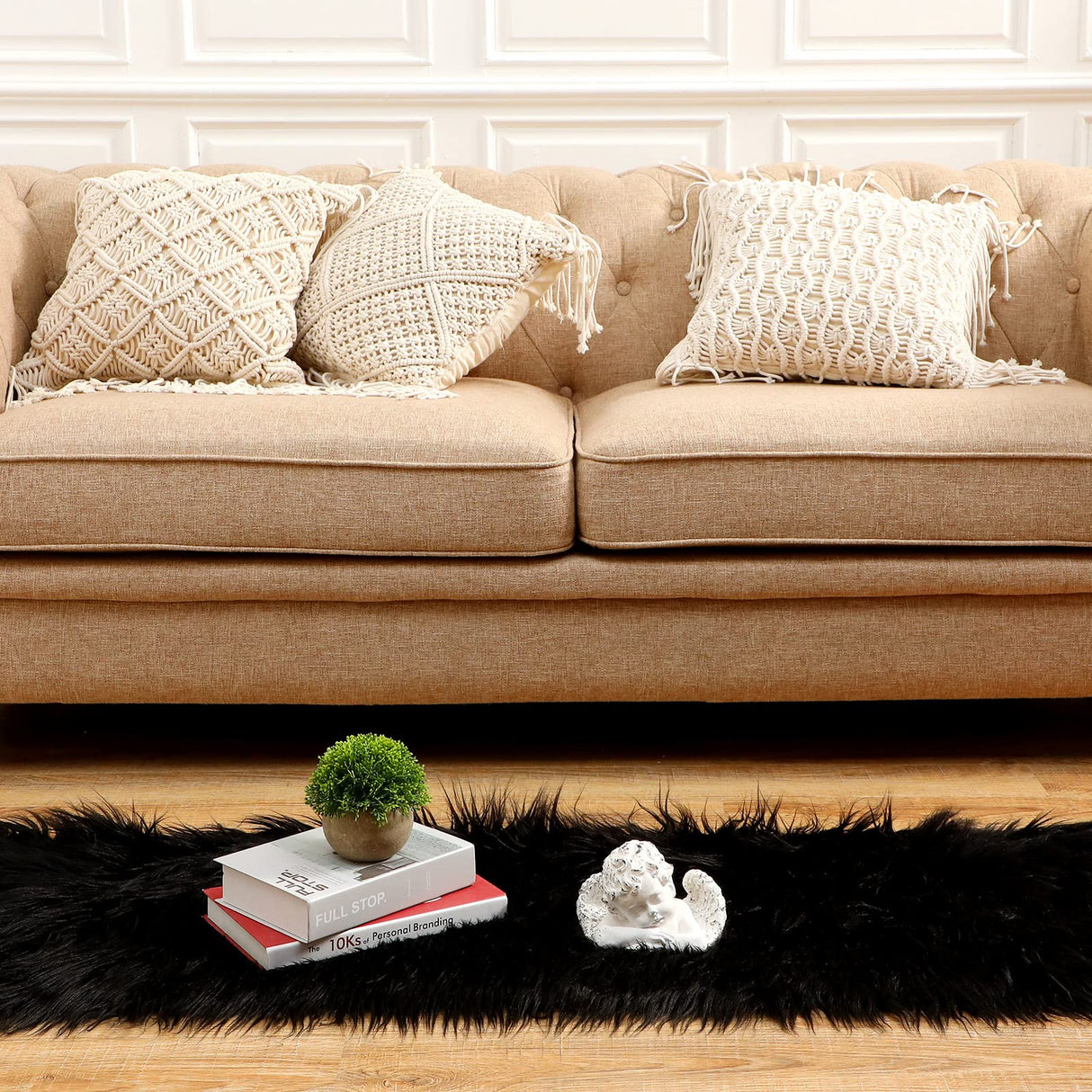 Tatuo 60 x 18 Inch Black Faux Fur Fabric Halloween Fluffy Fuzzy Craft Fake Fur Cuts Shaggy Synthetic Plush Patch Sewing DIY Winter Christmas Costume Gnome Beard Miniature Dolls Rugs Mats Gift