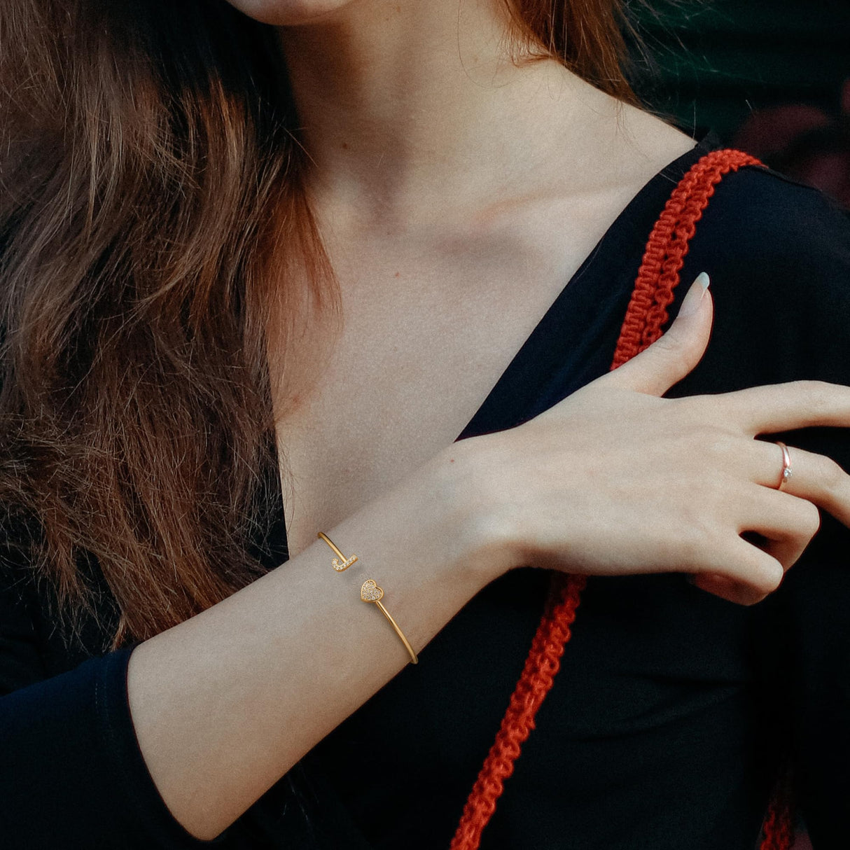 Gold Bangle Bracelets for Women Girls - 14K Gold Plated A Initial Bracelet for Women Gold Bracelets for Women Initial Bracelet for Girls Heart Gold Bangles for Women Bracelets for Teen Girls Gifts
