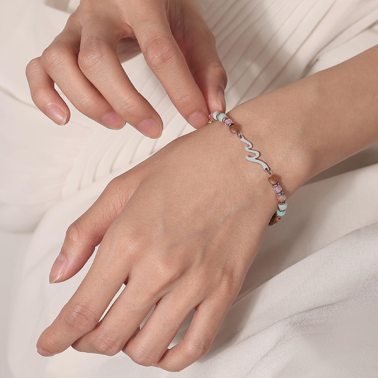 Inspirational Gifts for Women, Wave Bracelets Friendship Gifts Women Birthday Best Friend Graduation Breast Cancer Survivor Care Get Well Divorce Sympathy Life Is Tough Easter Stocking Stuffers