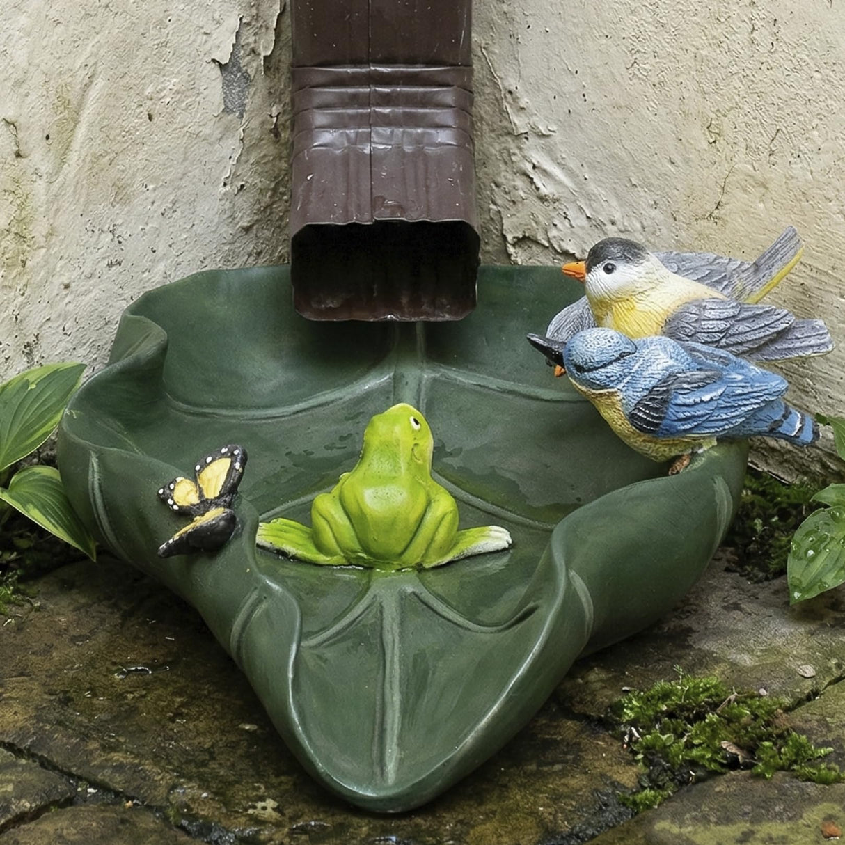 Elenon Frog Decorative Gutter Downspout Extension Statue, Lotus Leaf Gutter Guardian Rain Downspout Splash Block Outdoor, Garden Rain Downspout Extender for 3" × 4" Downspouts Decor
