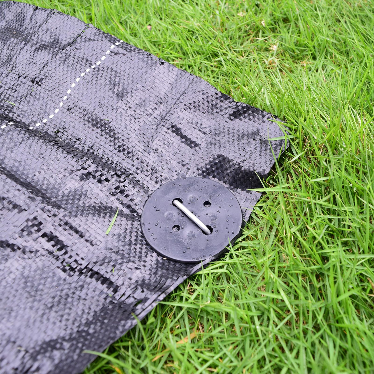 MySit 6 inch Vapor Barrier Stakes 50 Pack with Staples Gasket Caps