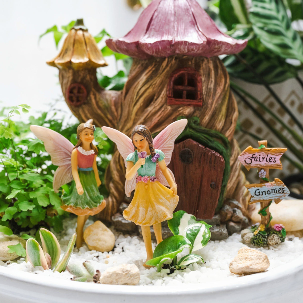 PRETMANNS Fairy Garden House Kit - Outdoor Fairy Houses for Outside with Accessories, Miniature Village Decor for Adults, Large Fairy House 7 Inch (18cm), Garden Decor Set
