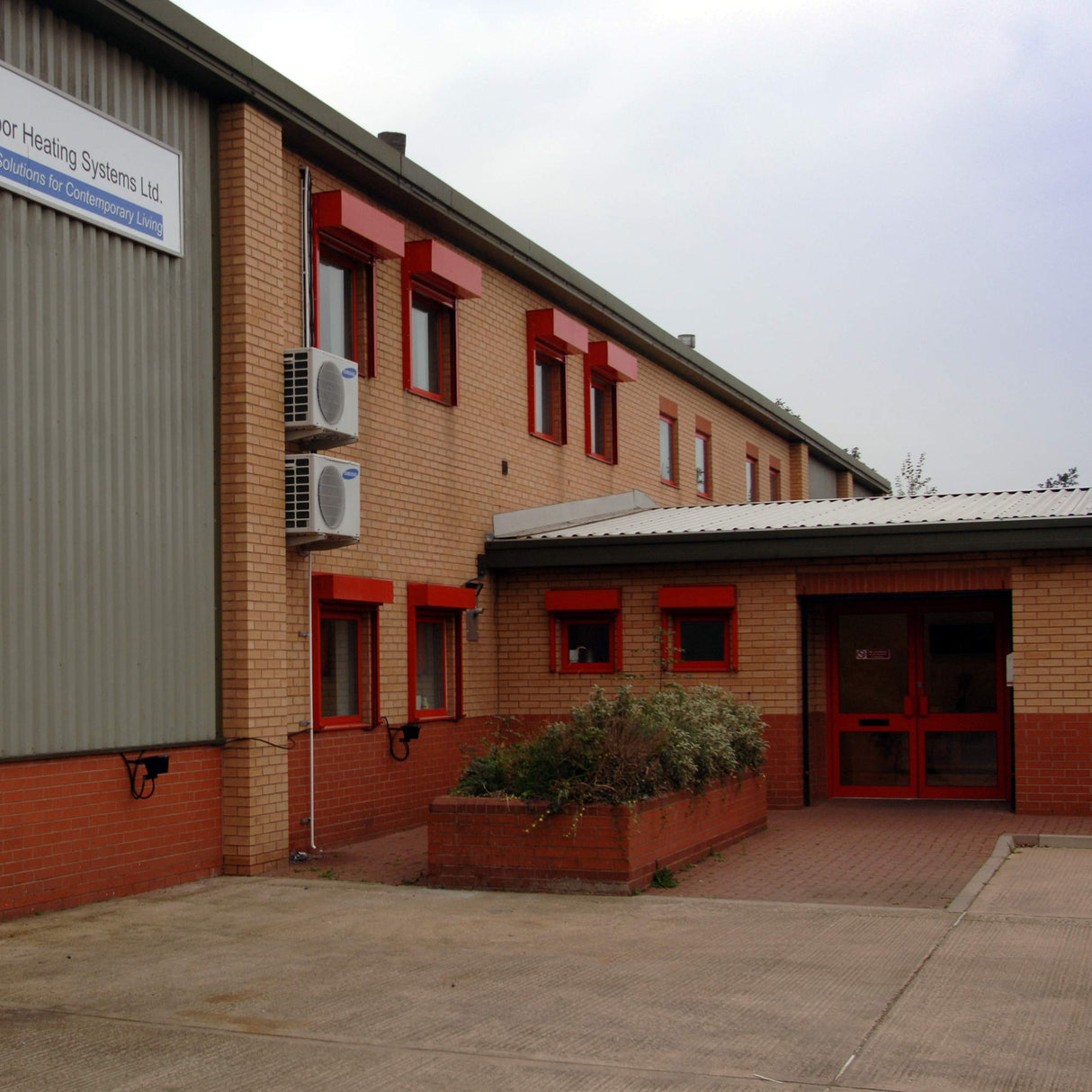 Kudos-Trading - Salus HTRP230 Thermostat Digital Programmable Controls for Water Underfloor Heating Kits Multi Zone or Radiators Home Central Heating Room Stat.