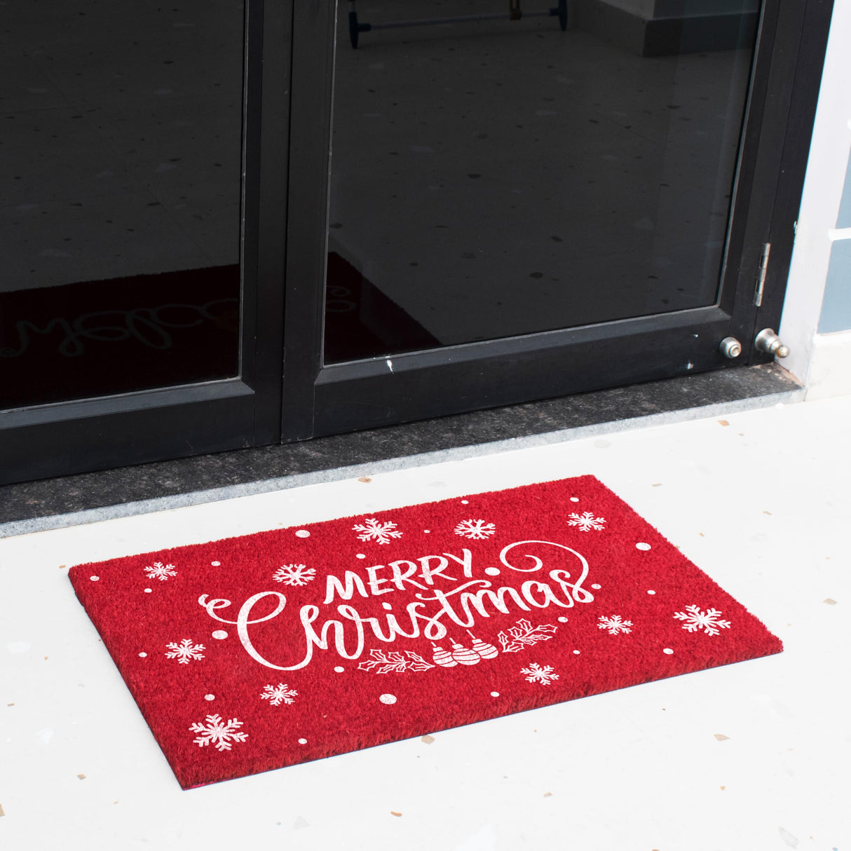 LuxUrux Premium Christmas Door Mat Outdoor - Elegant Coir Holiday Door Mat, Absorbent and Non-Slip for Outdoor Entrances Front Door (17'' x 30'' Merry Christmas.)