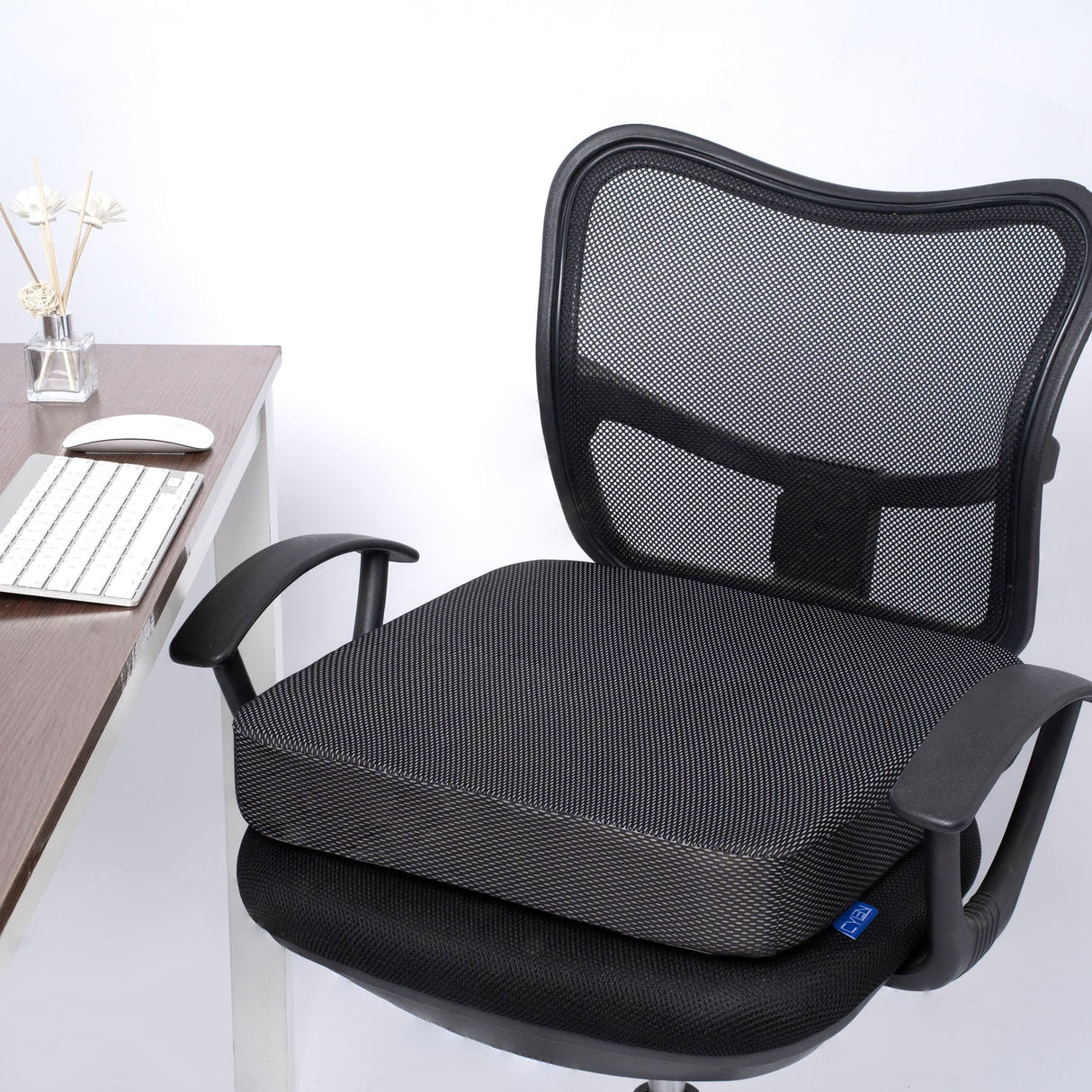 CYLEN Ifoam Gel Infused Memory Foam Layer Wheelchair Cushion - Seat Cushion for Wheelchair-Office Chair, Kitchen Chair, Car Seats-Pressure Sore and Tailbone Pain Relief-High Dense Polyfoam Base(Black)