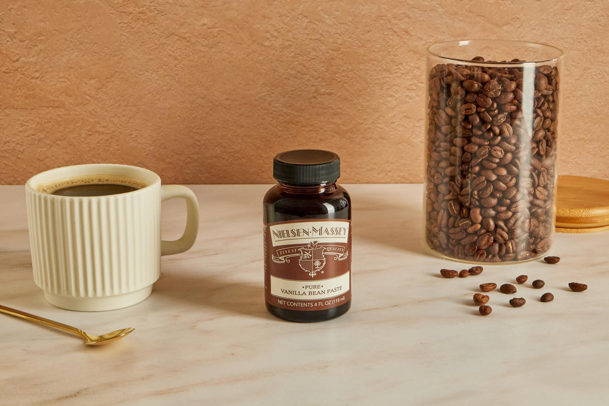 Nielsen-Massey Pure Vanilla Bean Paste for Baking and Cooking, 4 Ounce Jar