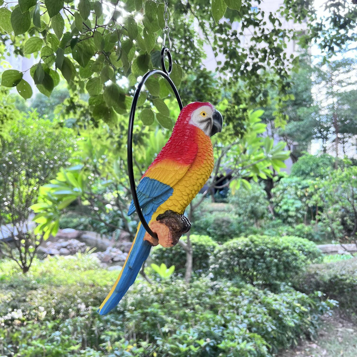 Lifelike Parrot Garden Statues Hanging Decor Ornaments Figurines Sculpture for Patio Lawn Yard, Blue Tail