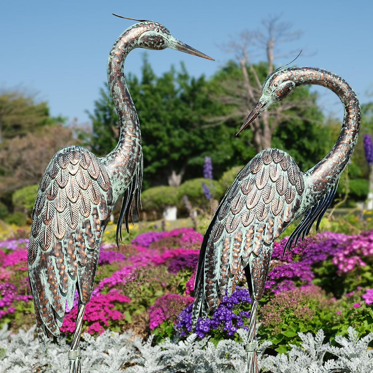 Kircust Garden Crane Statues, Standing Metal Patina Heron Decoy Weather-Resistant and Rustless Outdoor Statue, 42-46 Inch Bird Yard Art for Patio Lawn Pond, Set of 2
