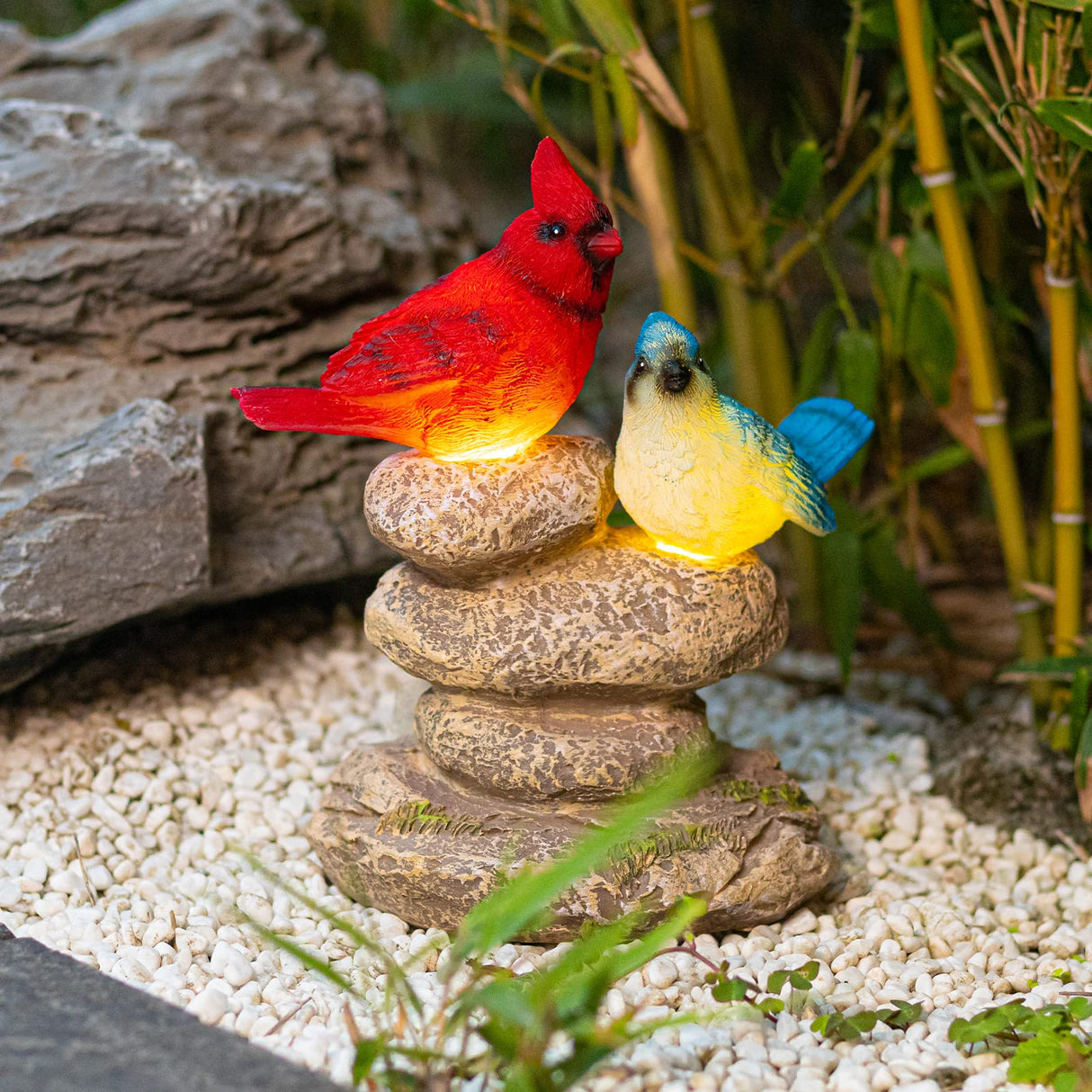 Ovewios Solar Garden Statues Outdoor Decor, Garden Sculptures Stones Statue Novelty Birds Figurine Decoration for Patio Yard Porch Art Home Decor