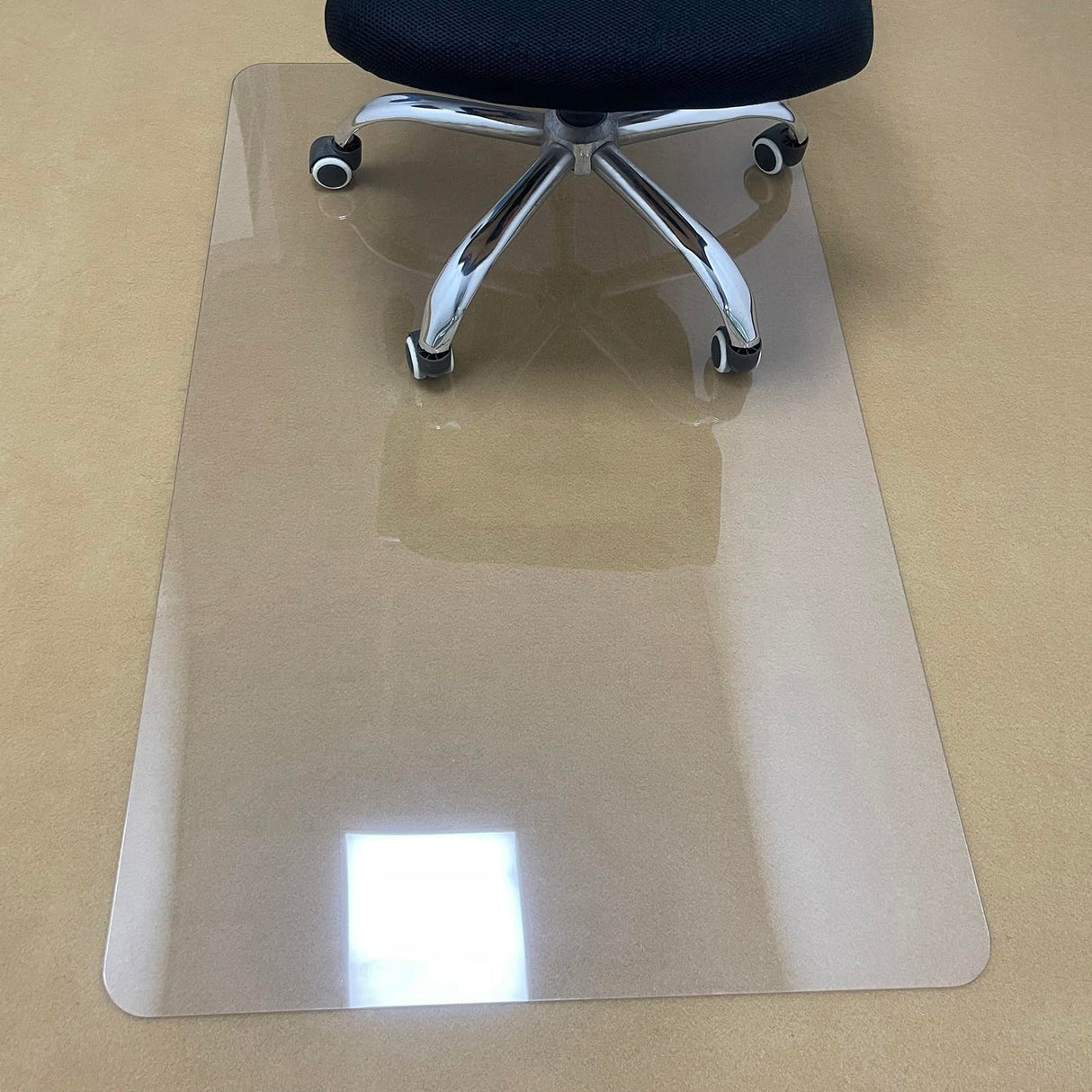 KAISLE Office Chair Mat for Carpet Floor, Plastic Rolling Chair Mat for Carpeted Floors, Computer Desk Chair Floor Mats, 48 x 30 Inch Rectangle Clear Heavy Duty Floors Protector 0.14 Inch Thick