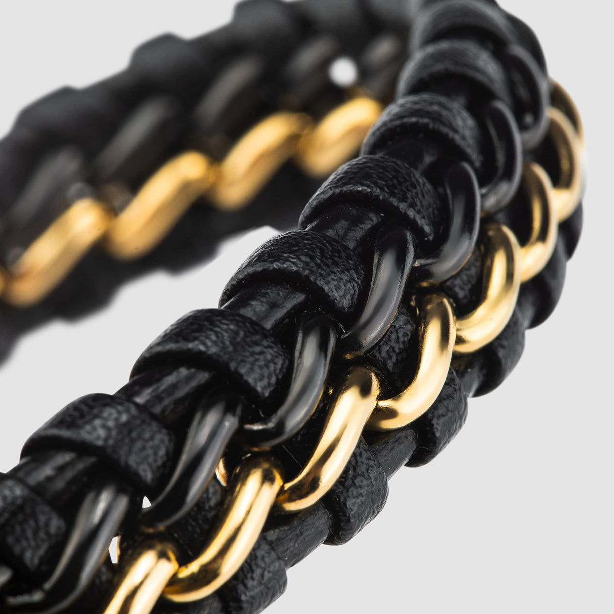 SERASAR Bracelets for Men 20cm Gold Gift Box Genuine Leather Cowhide Braided Adjust Able Magnetic Clasp Multi Layer Jewellery Rope Man Mans Male Mens Band Jewelry Accessories