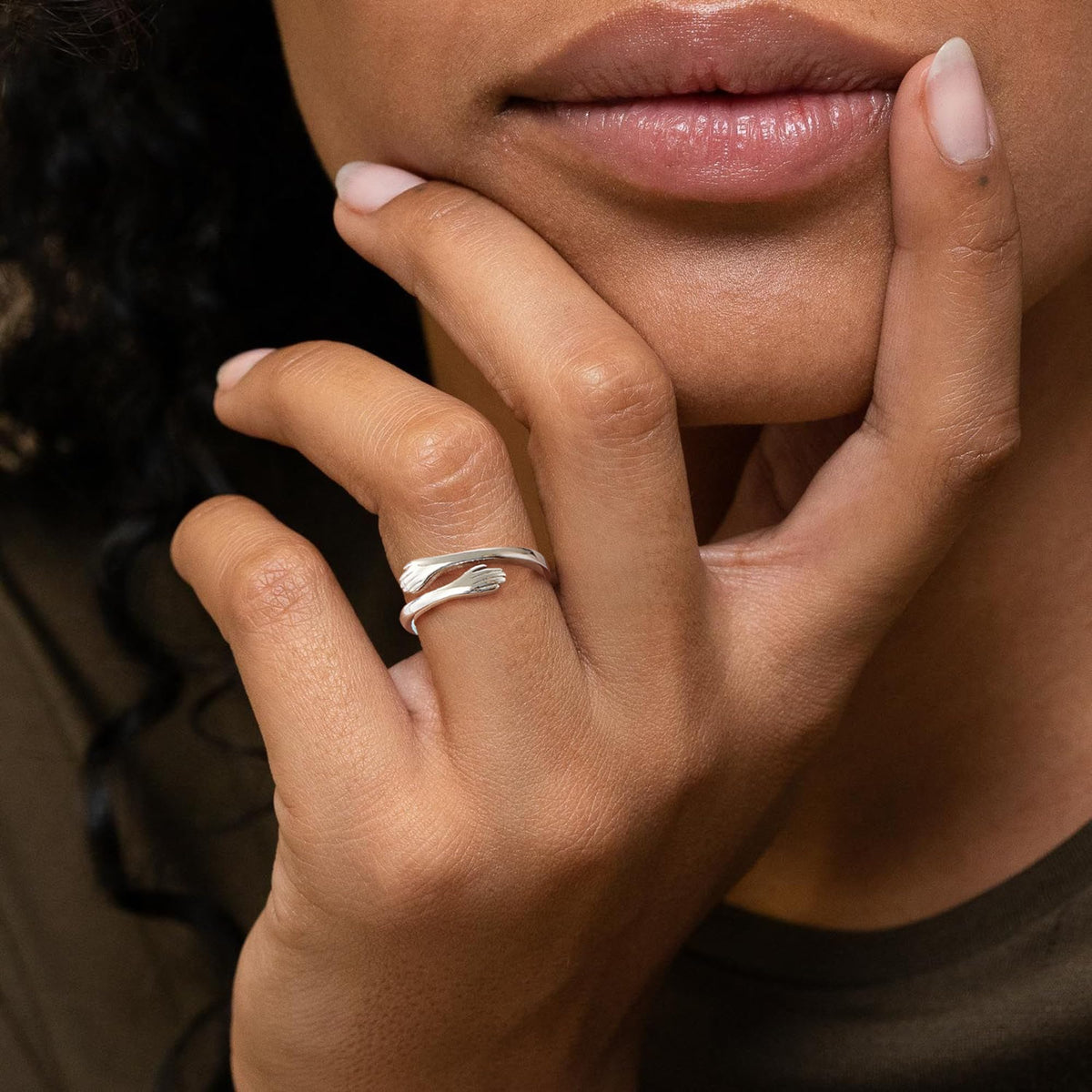 Yuanyora S925 Sterling Silver Hug Ring for Granddaughter Adjustable Ring for Women Christmas Birthday Gifts for Daughters Tarnish Free Jewelry Gift for Her Hope Rings for Granddaughter
