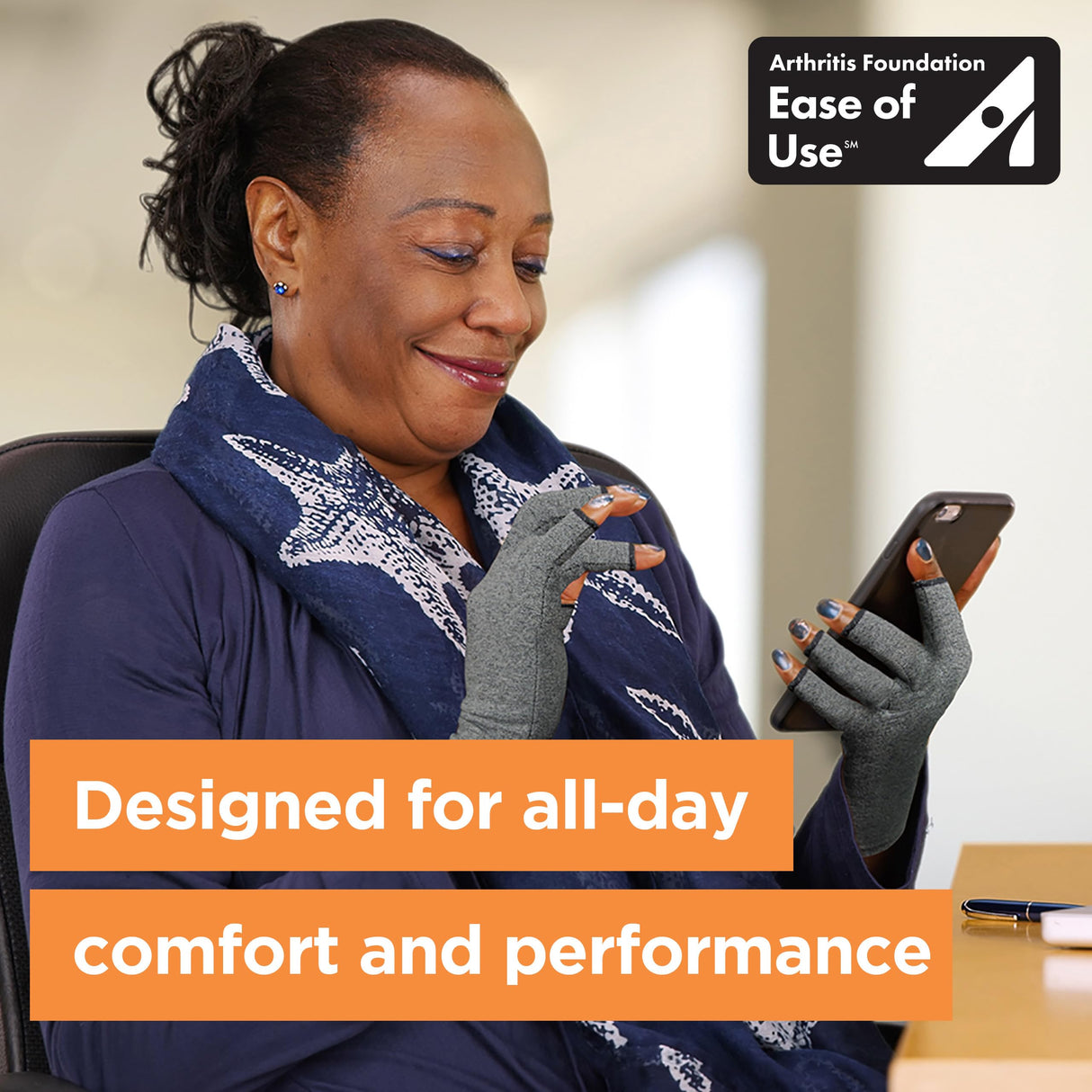 IMAK Compression Arthritis Gloves - Compression Gloves for Arthritis & Joint Pain Support - Men's & Women's Fingerless Gloves to Support Circulation - Grey - Medium