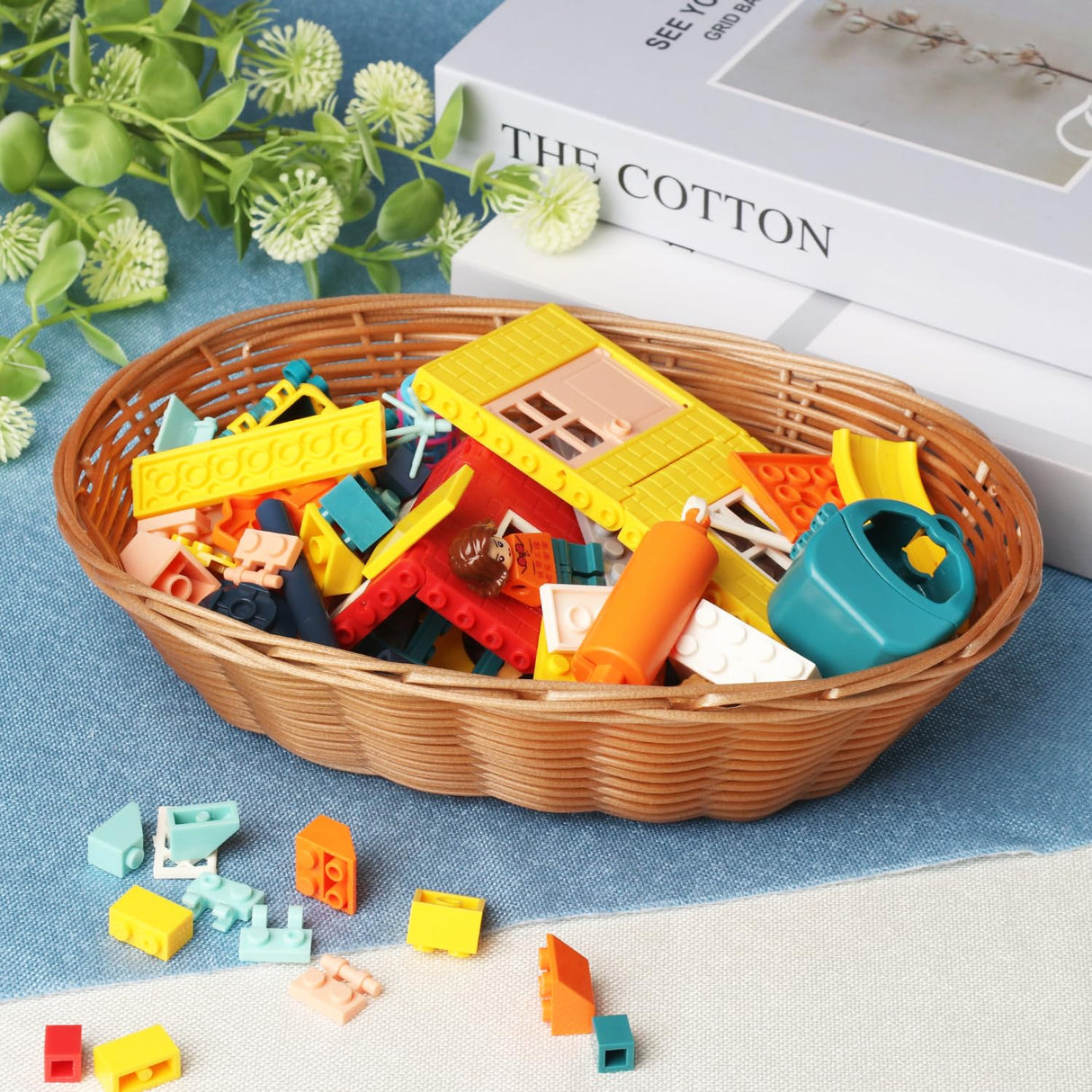 30 Pack Oval Poly Wicker Basket, 9 x 6 x 2.6 Inch Poly Wicker Bread Baskets, Medium Size Gift Baskets for Kitchen, Christmas Gifts, Centerpiece Display, Storing Bread, Fruits, Vegetables, by GNIEMCKIN