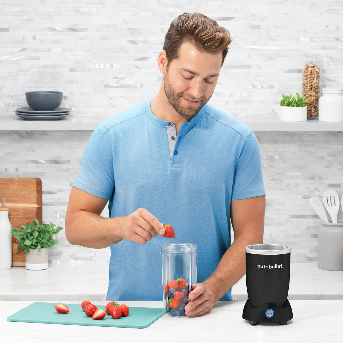 nutribullet Pro+ Personal Blender, Pulse, 1200W, Matte Black, N12-1001MK