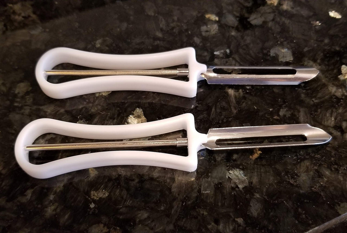 Handy Housewares 2 Piece Swivel Vegetable Peeler Set - Ideal for Apples, Carrots, Potatoes (1 Set)