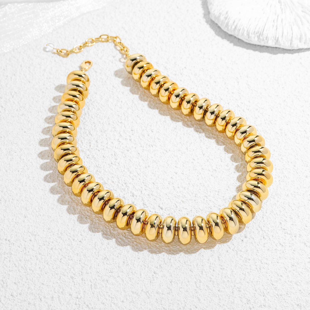 WOWORAMA Chunky Gold Beaded Necklace for Women Large 18MM Flat Abacus Bead Necklaces Metallic CCB Statement Necklace Trendy Chunky Choker Fashion Jewelry