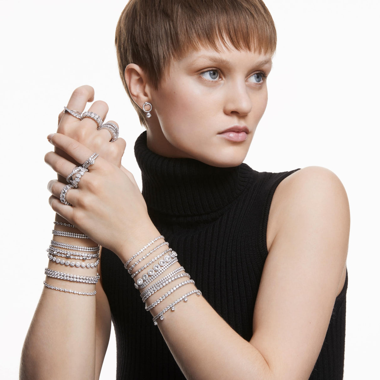 Swarovski Una Angelic Bracelet with White Crystals on a Rhodium Plated Setting