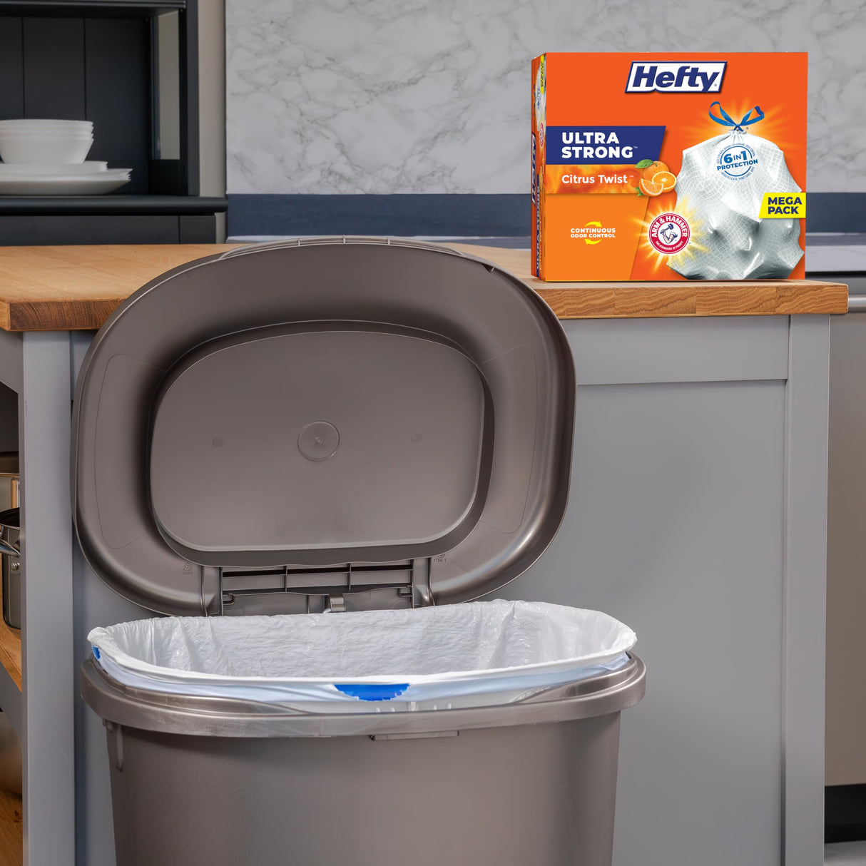 Hefty Ultra Strong Tall Kitchen Trash Bags, Citrus Twist Scent, 13 Gallon, 110 Count