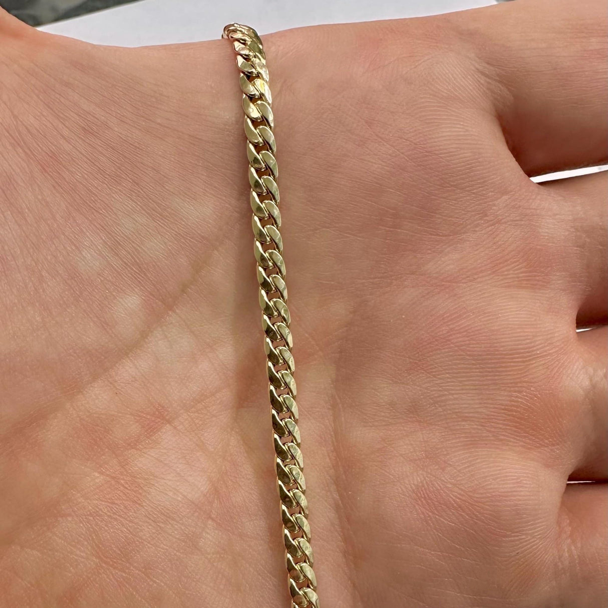 BRAYEG 6mm 14K Gold Bracelet for Men & Women Cuban Bracelet for Men Gold Diamond-Cut Hypoallergenic Chains Gold Cuban Link Curb Chain Bracelet Jewelry Gifts 7.5 in