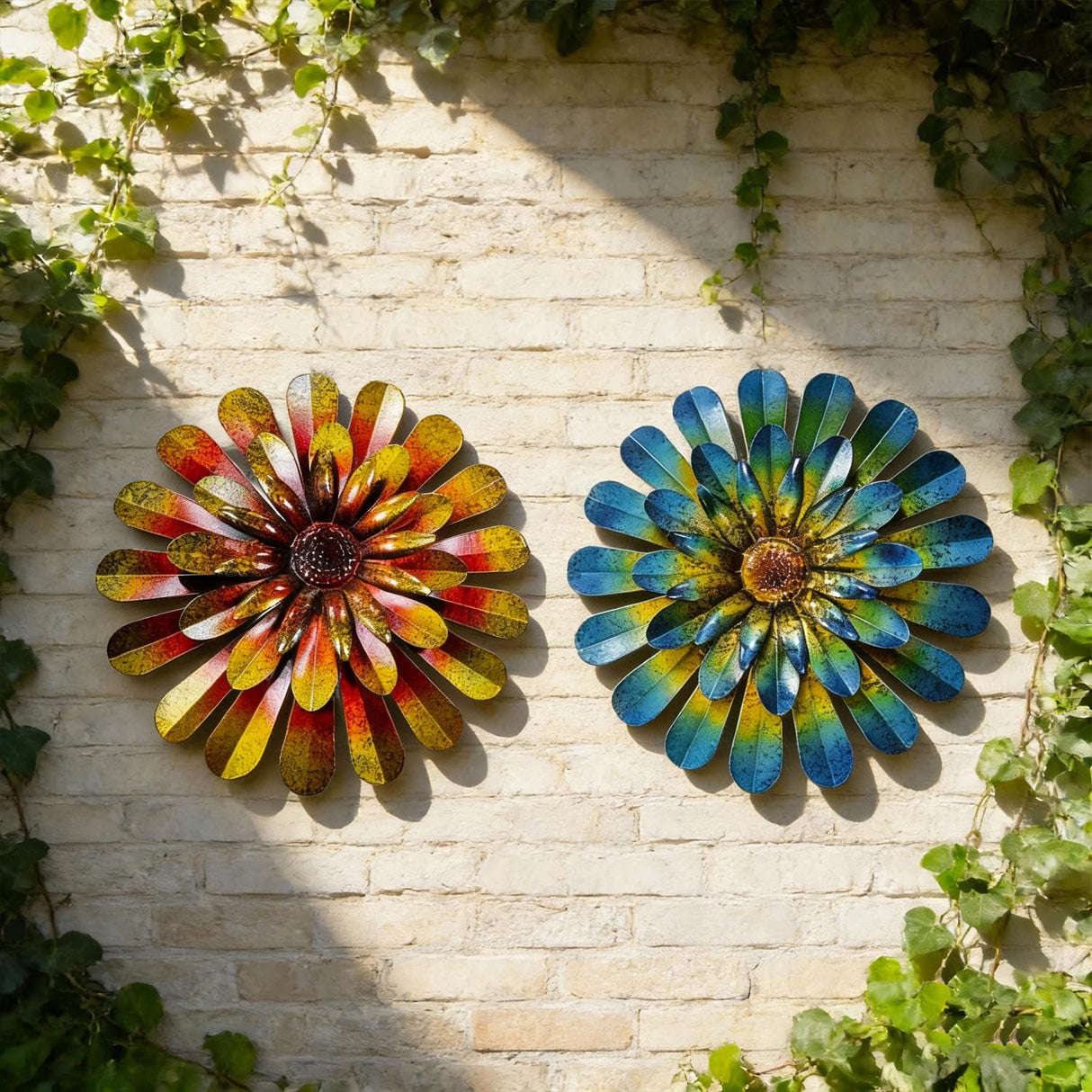 HOOEN Metal Flowers Wall Decor, 2-Pack Wall Art Decorations Hanging for Indoor Outdoor Home Garden Farmhouse Yard Patio Fence Living Room Bedroom Decor