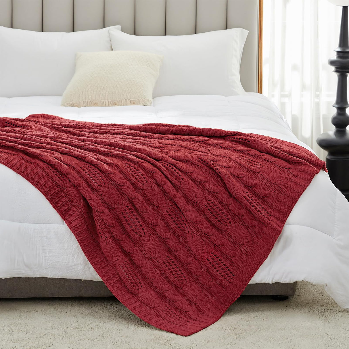 Amélie Home Chunky Knit Throw Blanket, Dual-Sided Soft Chenille Breathable Cable Knitted Blanket for Couch, Farmhouse Decorative Throw for Sofa & Chair, 50"x60", Christmas Red