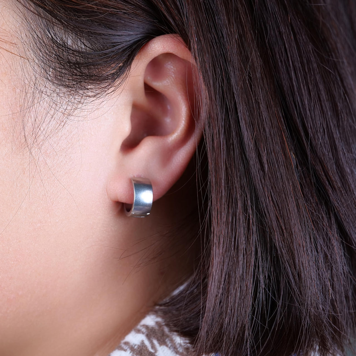 Limerencia Implant Grade Titanium Chunky Wide Huggie Hoop Earrings,Silver