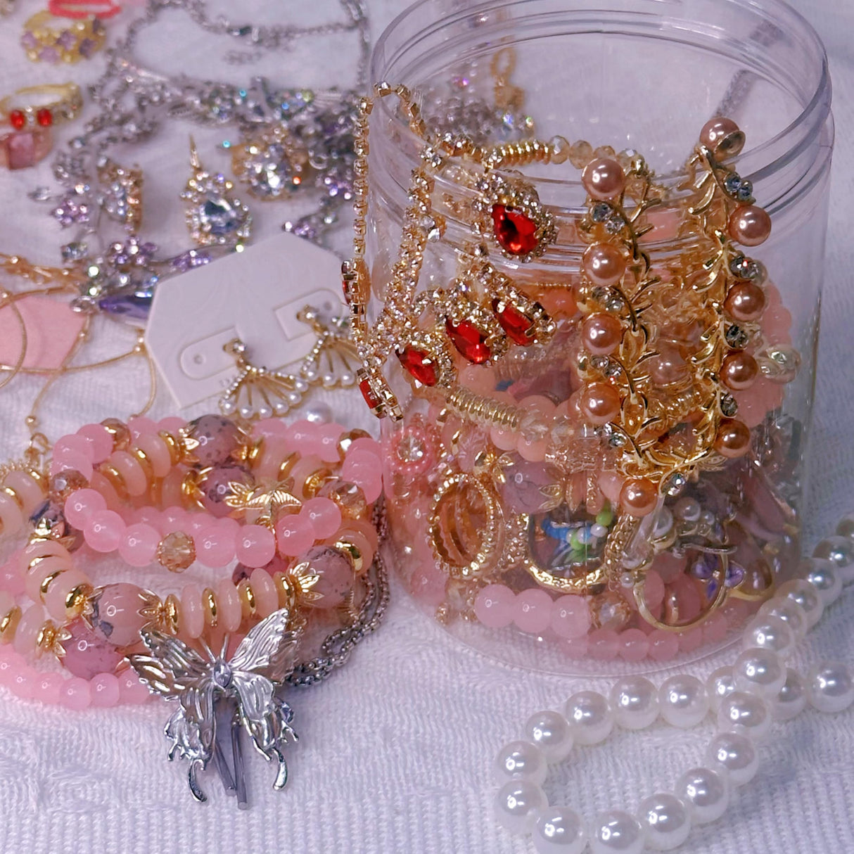 Mystery Jewelry Jar for Women, Pink Jewelry Gift Set(Elegant and lovely Boho Mixed Punk Everyday Necklaces,Earrings, Rings,Bracelets/Bangles),Valentines Day Gifts,Unique Alternative Fashion Romantic Present for Her(Pink - 25-30 pcs)
