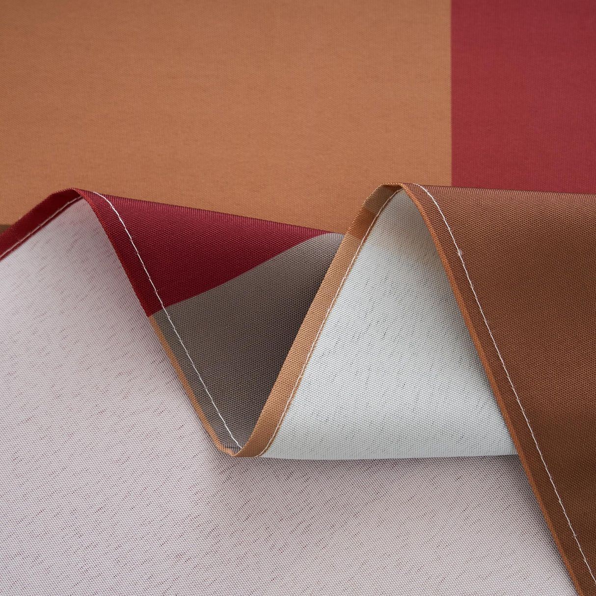 Red Brown Plaid Winter Rectangle Tablecloth - 60 x 120 Inch Oblong Polyester Checkered Gingham Christmas Table Cover Reusable Water Resistant for Fall/Autumn Thanksgiving Holiday Kitchen Dining