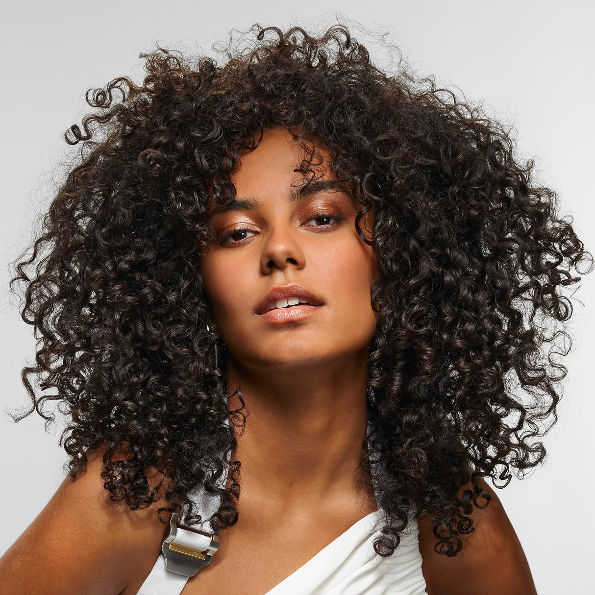 Bumble and bumble. Curl 3-in-1 Conditioner | For Moisturized Curls | Anti Frizz + Color Safe | Coily, Curly, Wavy | With Jojaba Oil, Avocado Oil + Coconut Oil | Pump Sold Separately, 33.8 Fl Oz